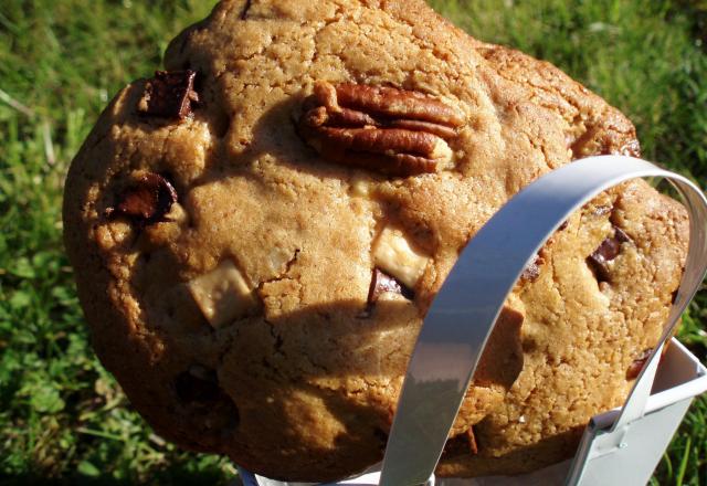 Cookies aux noix de pécan et aux pépites trois chocolats