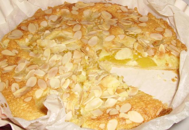 Tarte aux mangues et aux amandes