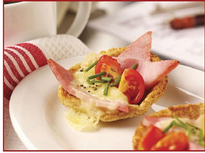 Croustades de fromage, jambon et tomate