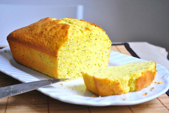 Cake au citron et aux graines de pavot