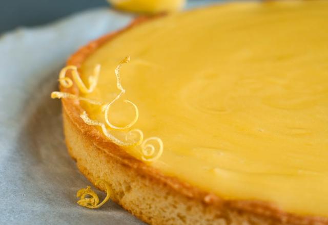 Tarte gourmande au citron, poudre d'amande et beurre demi-sel