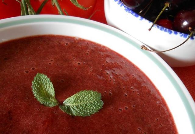 Gaspacho de tomates et cerises