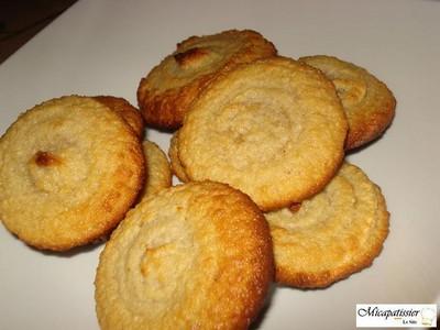 Biscuit de noisettes et d'amandes