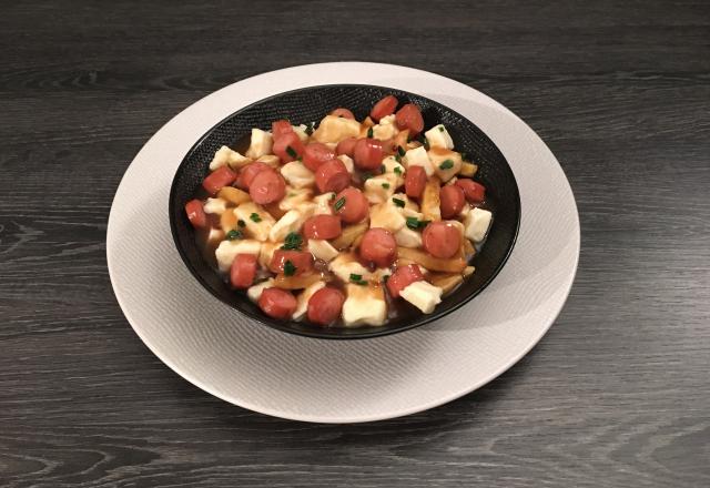 Poutine saucisses