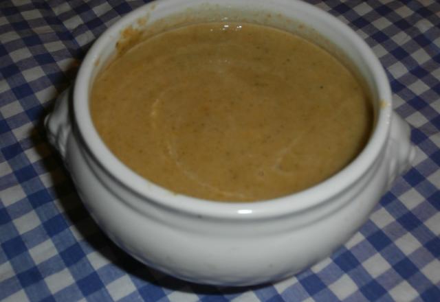 Soupe carottes salade et cancoillotte