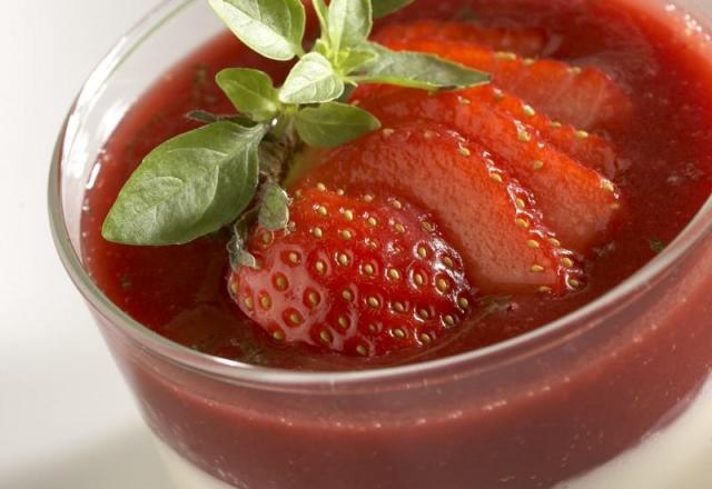 Panna cotta Soupe de fraises