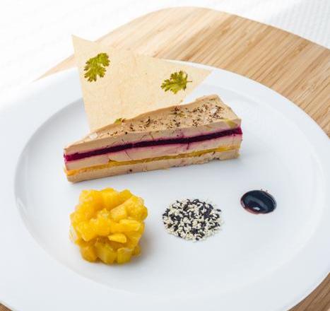 Millefeuille de Foie gras, Mangue & Betterave