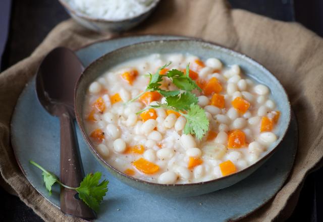 Coco riz coco (haricots cocos, lait de coco et riz parfumé, ailerons de poulet)