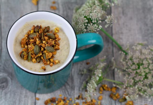 Une diététicienne partage sa recette de granola salé, parfaite pour sublimer vos soupes ou vos crumbles !