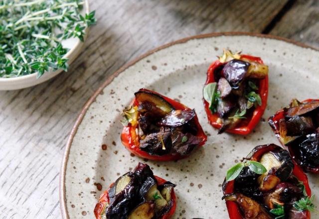 Petits poivrons rouges de France farcis à l’aubergine confite