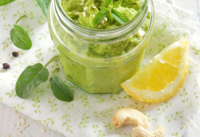 Pesto végétal de courgettes crues