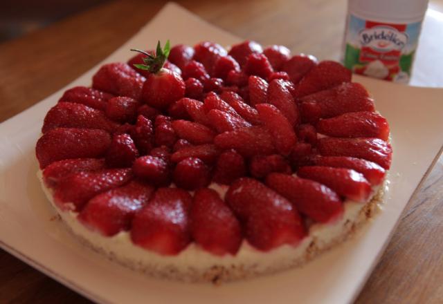 Gâteau au chocolat blanc et ses fruits de saison