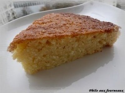 Gâteau fondant à la noix de coco