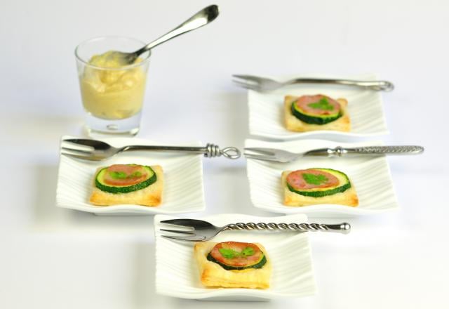 Petites tartelettes à la moutarde, courgettes et mortadelle