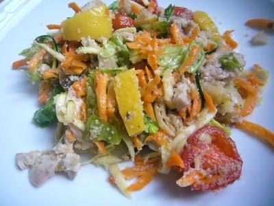 Salade multicolore au lapin confit