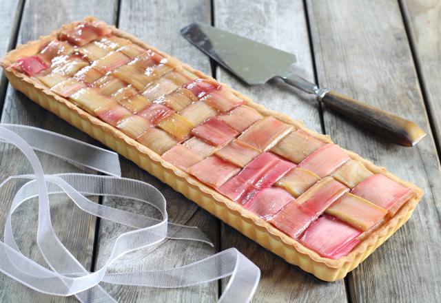 Tarte à la rhubarbe à la crème d'amande