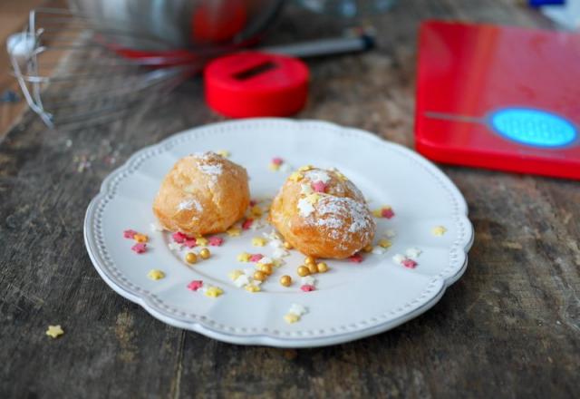 Petits choux garnis et colorés