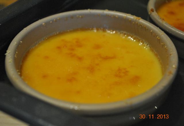 Crème brûlée fondante à la vanille