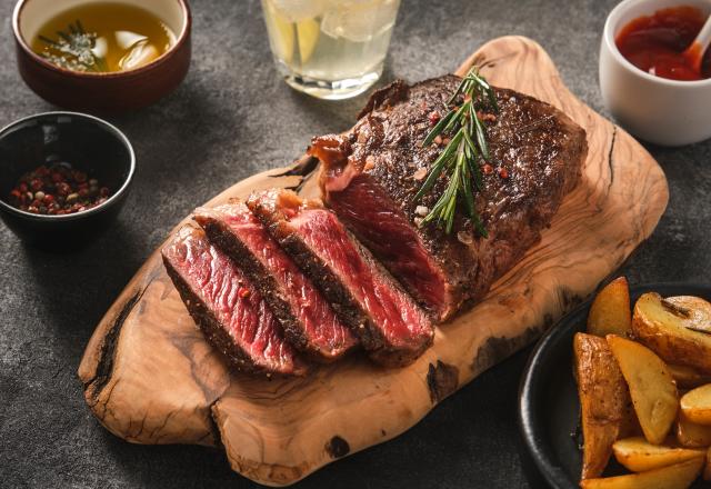 “Toujours respecter les 3 règles principales” : le chef Simone Zanoni dévoile ses conseils pour réussir une cuisson du boeuf parfaite