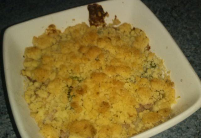 Crumble aux brocolis et au jambon