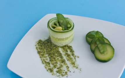 Méli-mélo de légumes verts au pesto