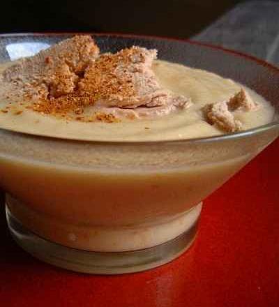 Crème de chou-fleur aux copeaux de foie gras