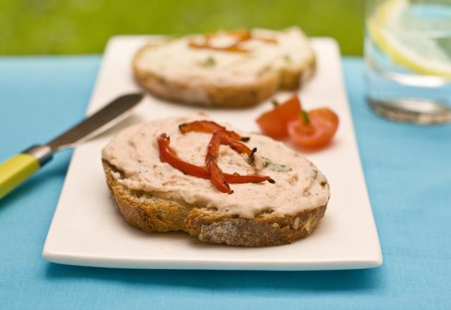 Toasts de Fromagères Saumon & Tartare et poivron rouge