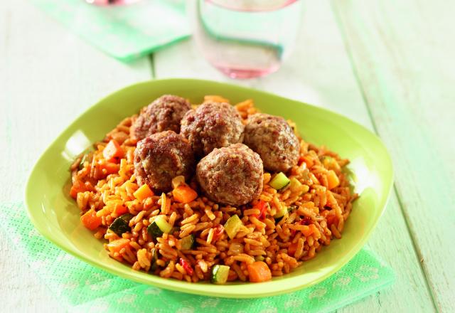 Boulettes de viande et leurs légumes