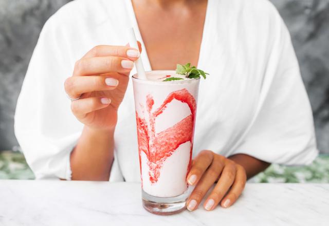 Milkshake marbré à la framboise