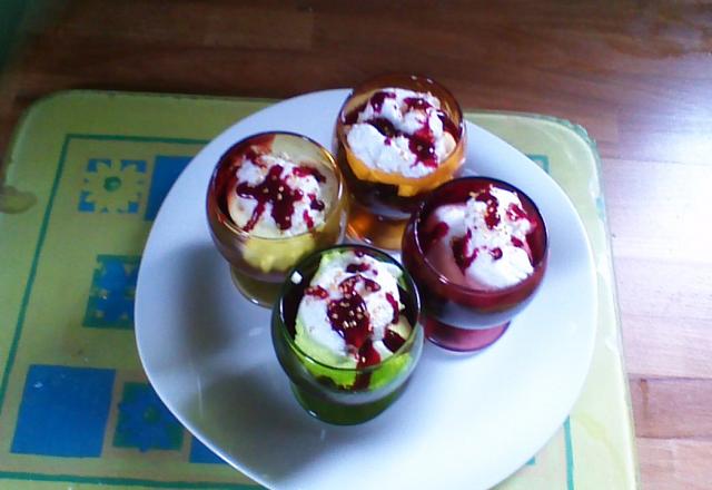 Île flottante aux fruits