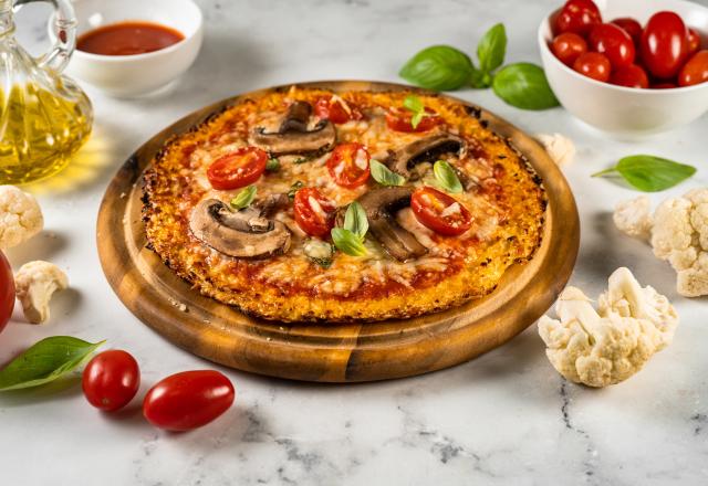 Faites manger des légumes aux enfants avec cette superbe recette de pizza à base de chou-fleur !