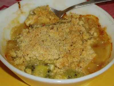 Crumble kiwi-banane au chocolat blanc