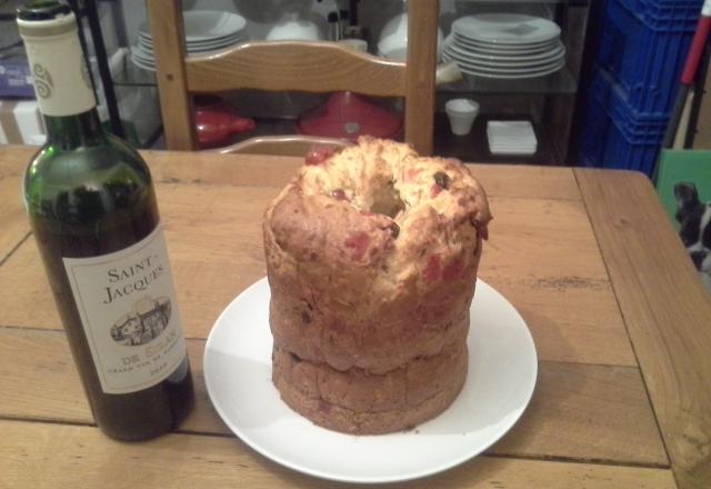 Panettone aux raisins de Smyrne et à l'amande