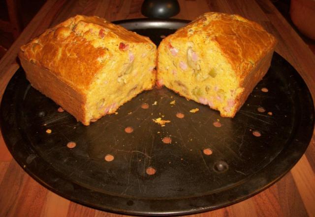 Cake au jambon et aux olives facile