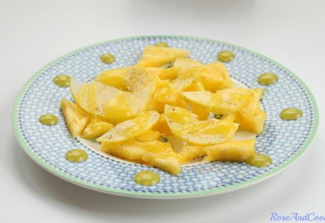 Ananas à l'huile d'olive, poivre Timut et citron vert