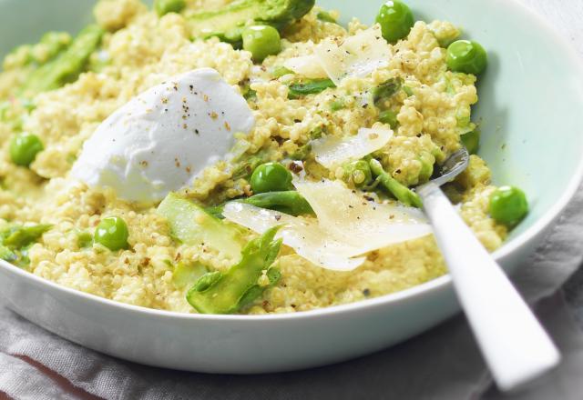 Risotto de quinoa aux asperges, petits pois et Chavroux®