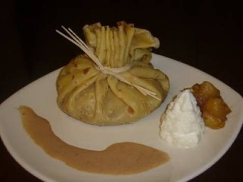 Aumônières de pommes confites et son coulis de spéculoos