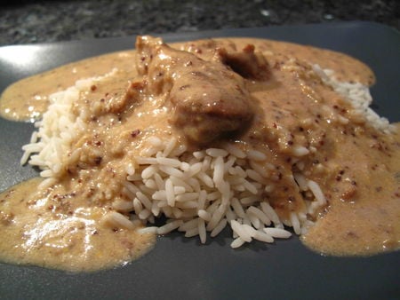 Sauté de sot-l'y-laisse de dinde à la moutarde en grains