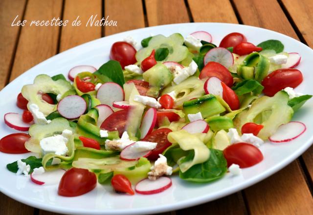 Salade fraîcheur à la feta et mini-poivrons du Pérou