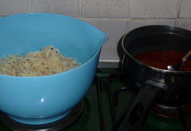 Spaghettis à la bolognaise maison