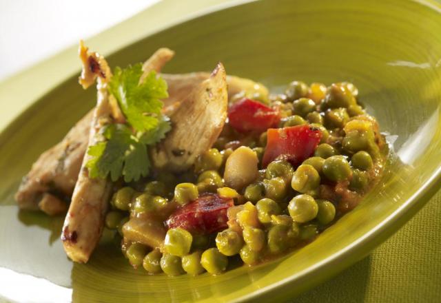 Poulet tendre aux épices citronnées et gourmandise de pois à la provençale