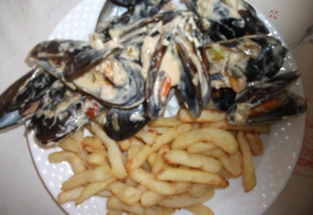 Moules marinières avec frites