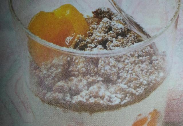 Verrine à l'abricot et aux spéculoos