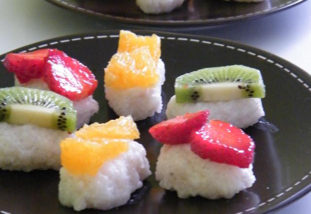 Sushi de fruits frais