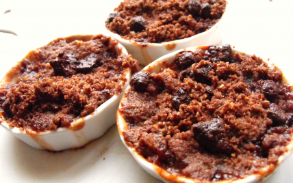 Crumble poire, chocolat et gingembre