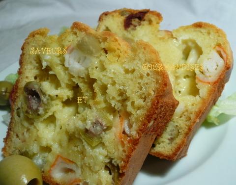 Cake aux olives vertes et au surimi