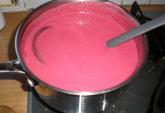 Soupe à la betterave rouge