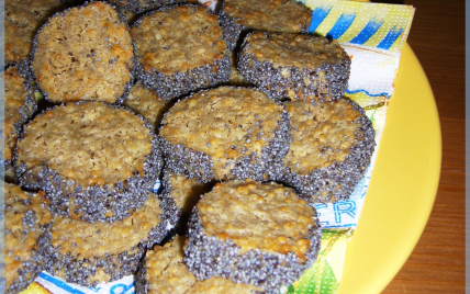 Petits biscuits au fromage et aux graines de pavot