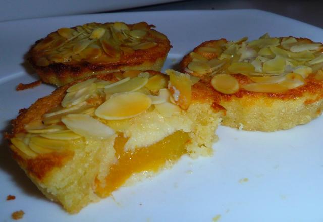 Tartelettes fondantes aux amandes et cœur d'abricot