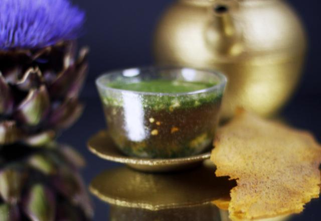 Consommé comme un thé Matcha Gillardeau et Pain Ariake